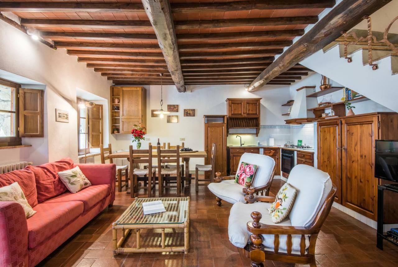 Agriturismo La Ferrozzola Кастелина ин Шианти Экстерьер фото