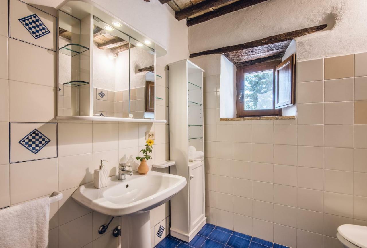 Agriturismo La Ferrozzola Кастелина ин Шианти Экстерьер фото